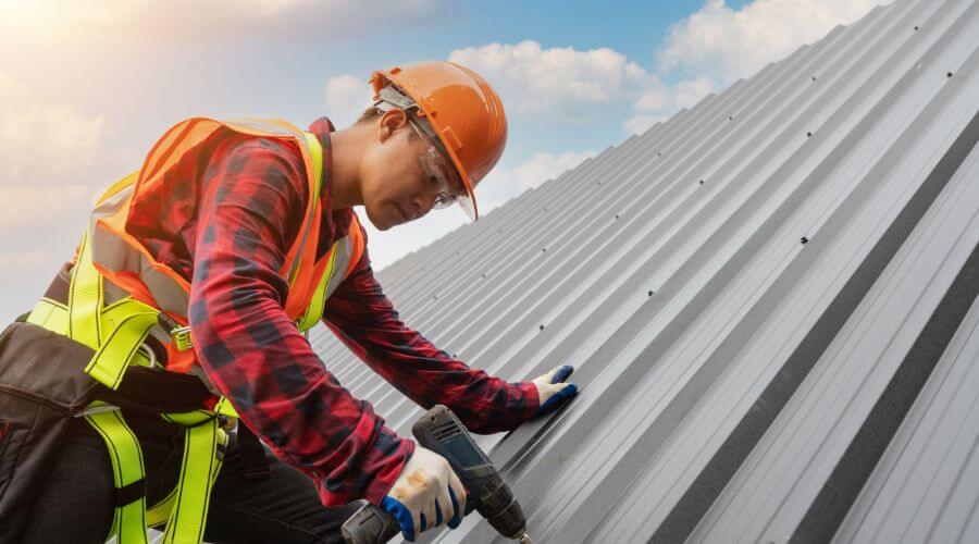 Owens Corning roofing contractor in Dearborn, MO
